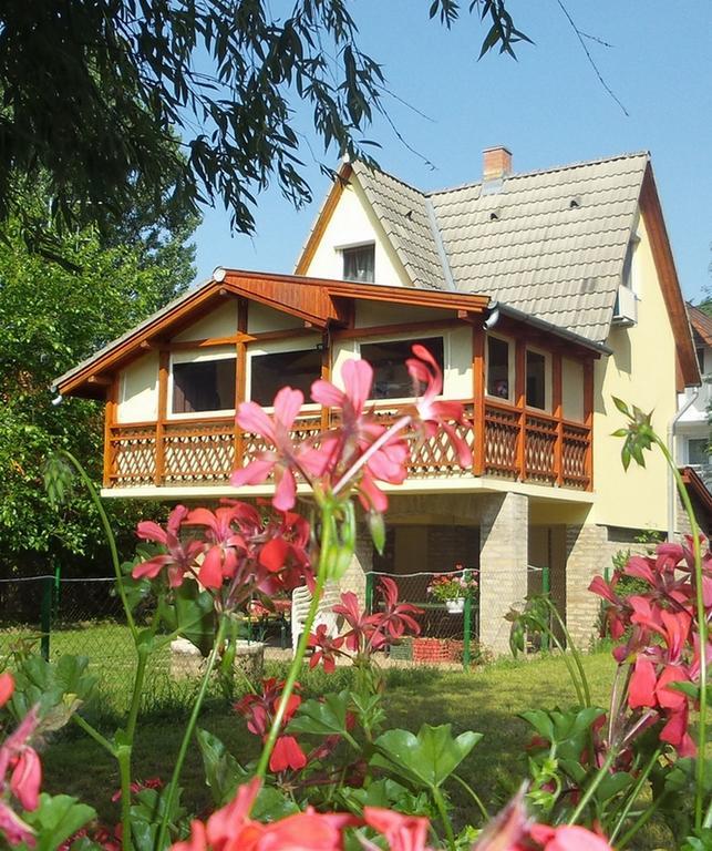 Tiszavirág Vendégház Szeged Exterior foto